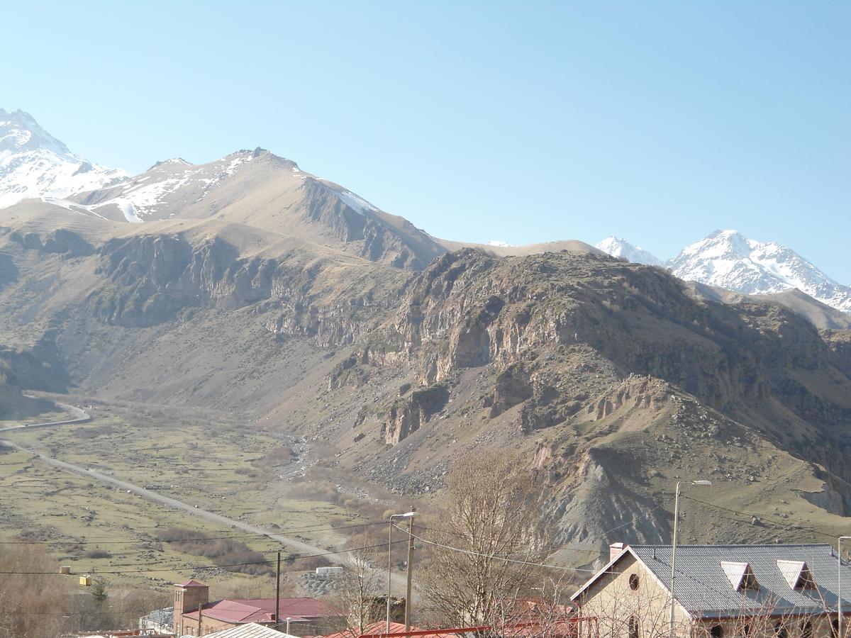 Guest House Sunset Kazbegi Dış mekan fotoğraf