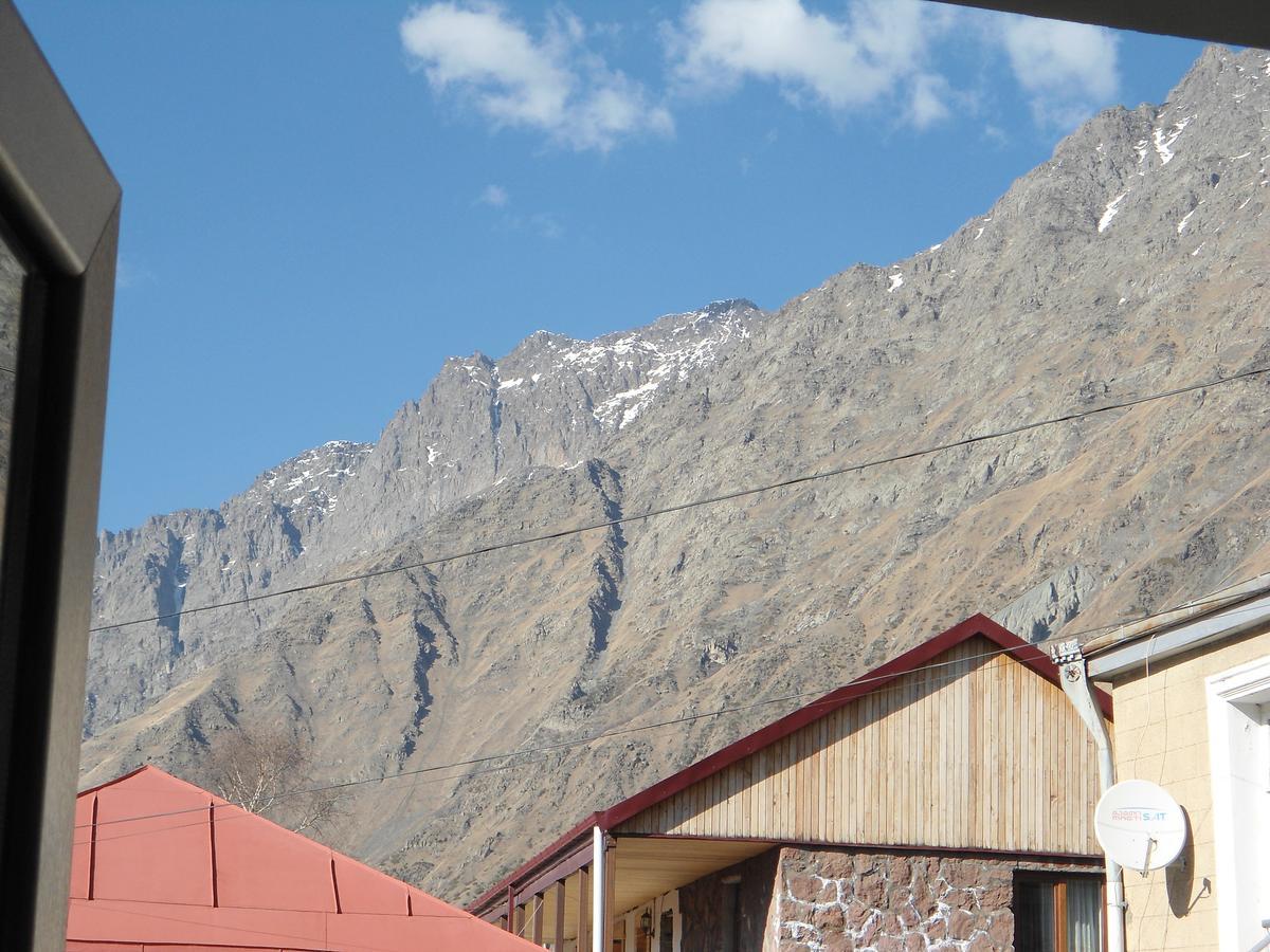 Guest House Sunset Kazbegi Dış mekan fotoğraf