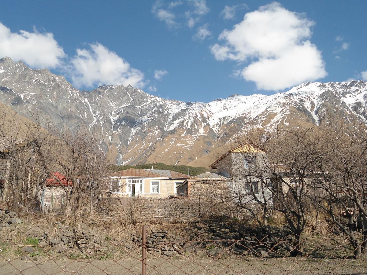 Guest House Sunset Kazbegi Dış mekan fotoğraf