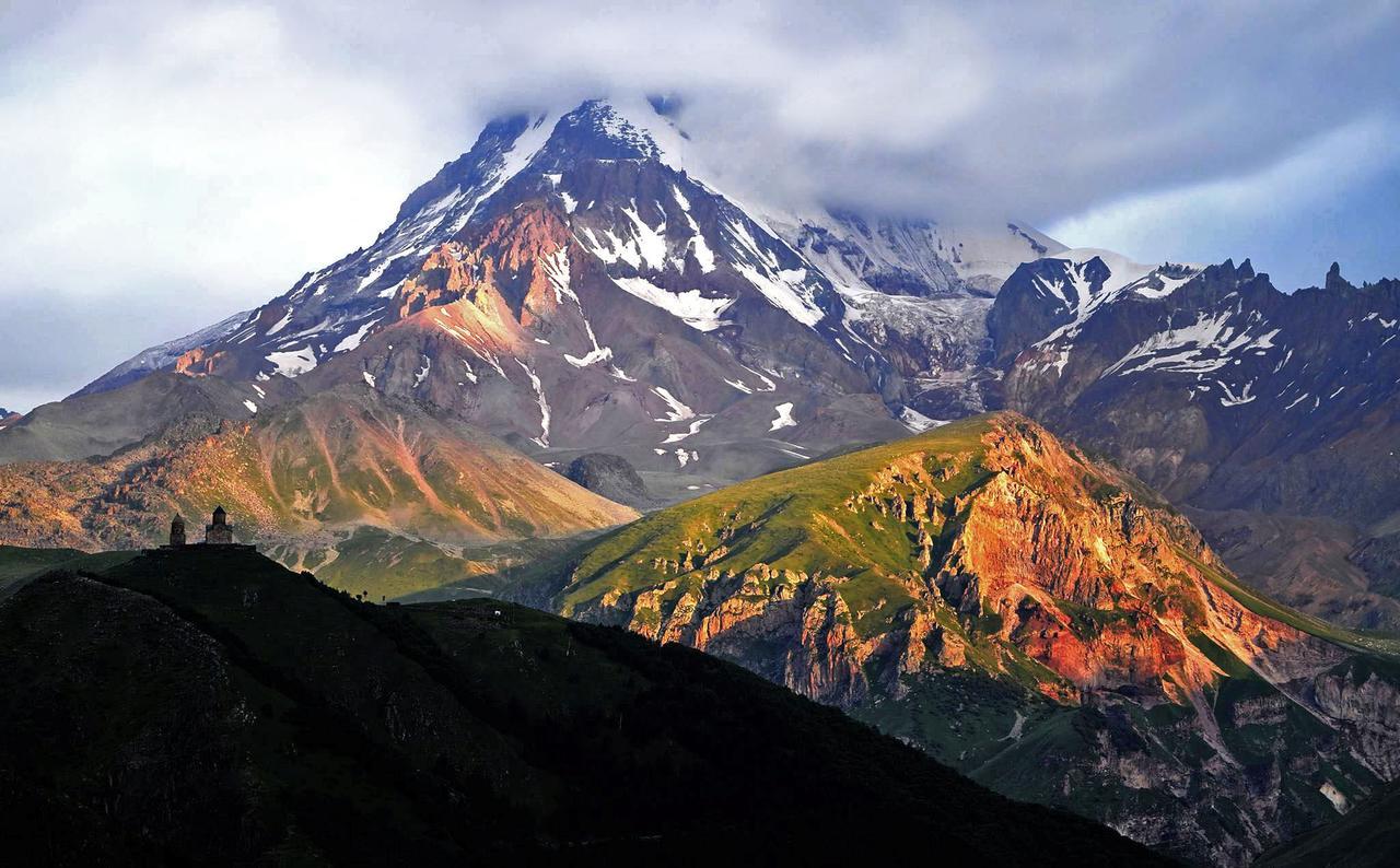 Guest House Sunset Kazbegi Dış mekan fotoğraf